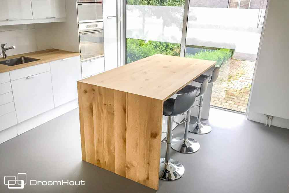 Strak keukenblad van mooi dun eiken