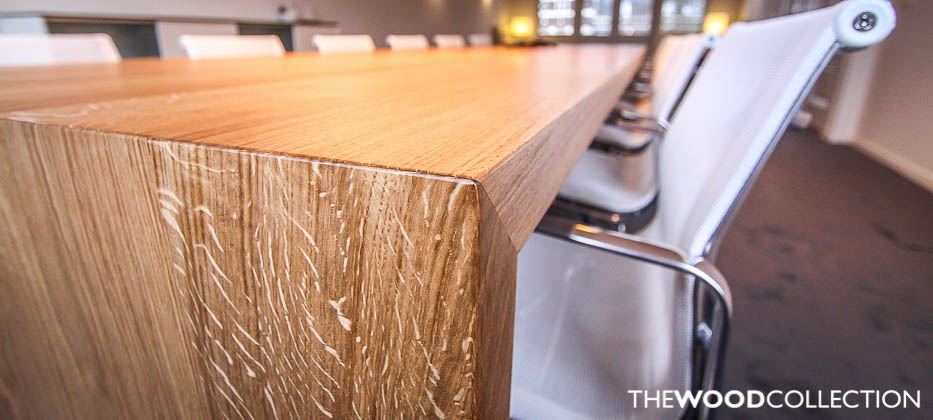 Geweldige vergadertafel voor Lindenaar & Co