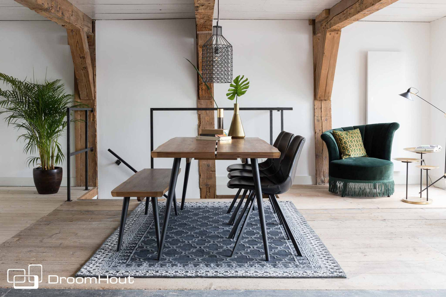Eettafel noten Dutchbone Alagon