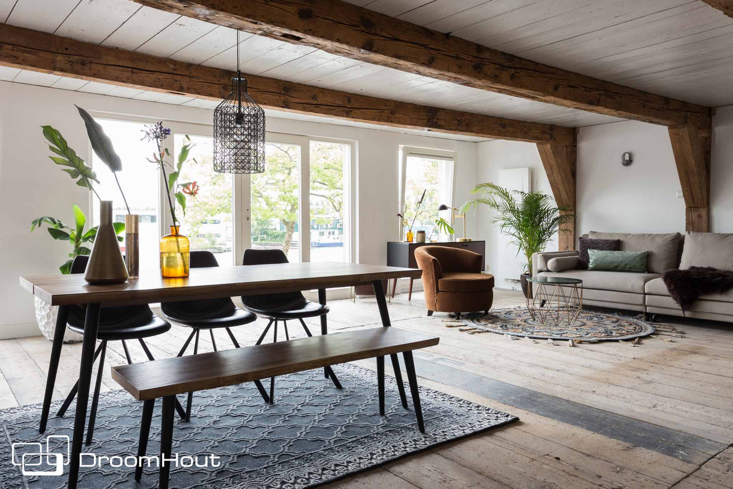 Eettafel noten Dutchbone Alagon