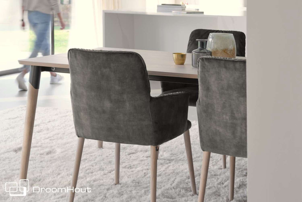 Eettafel eiken Mobitec Core Media