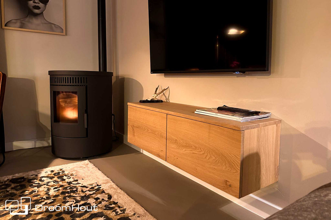 Maßgefertigter TV-Schrank aus Holz