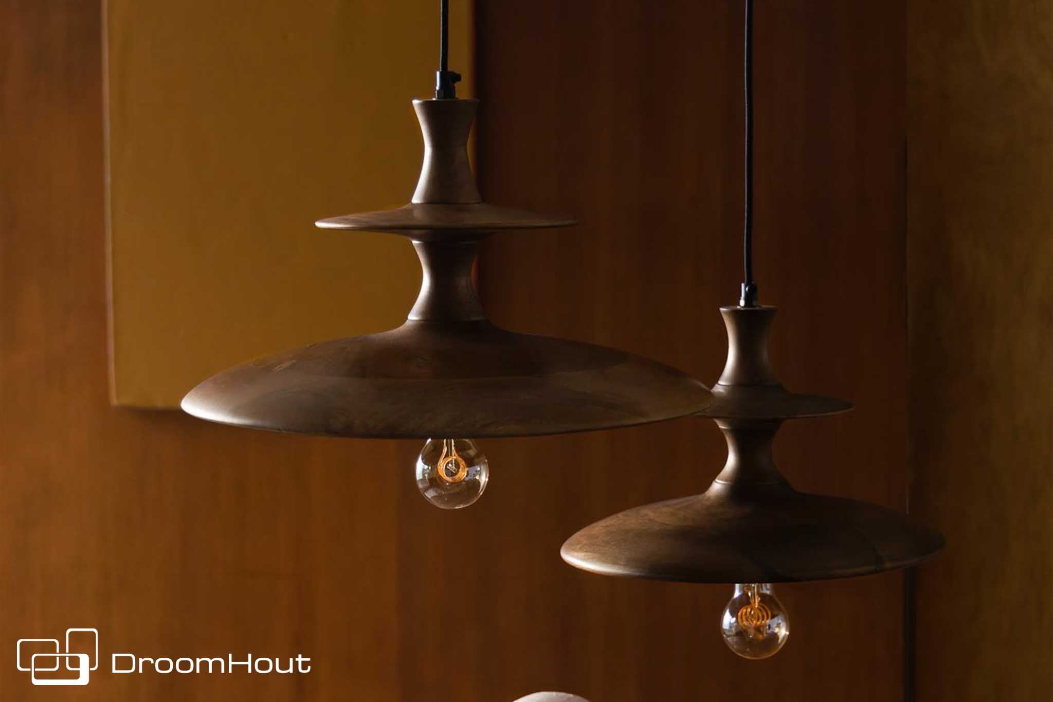 Hanglamp Dutchbone Cach, uit mangohout met walnoot look