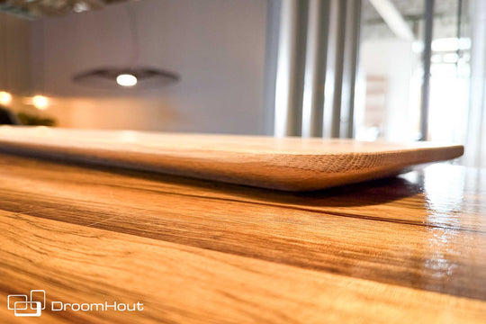 Houten wandplank (verjongde rand, ronde hoek)